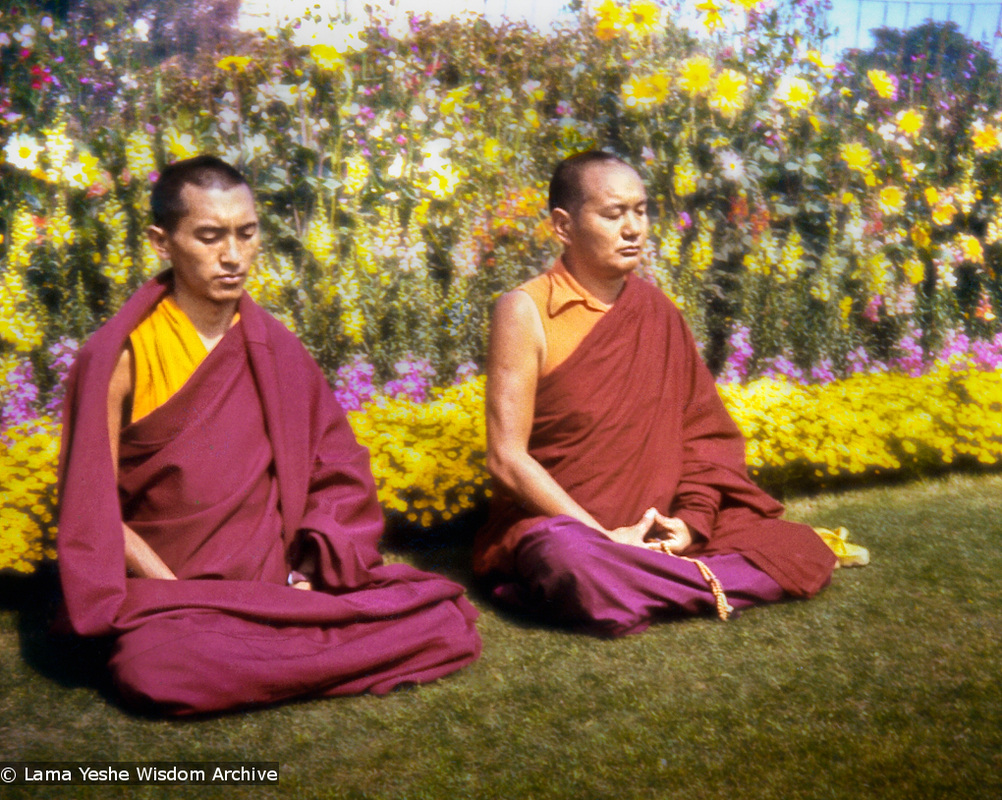 Lama Zopa Rinpoche and Lama Yeshe meditating, Delhi, 1975